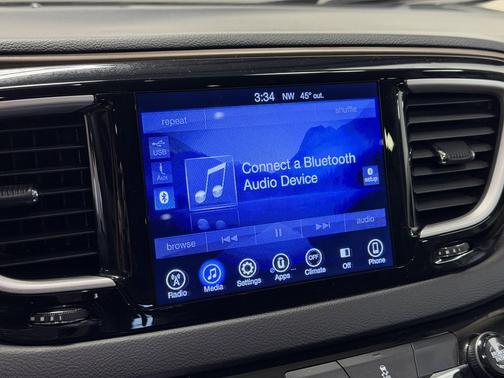 2017 Chrysler Pacifica Touring