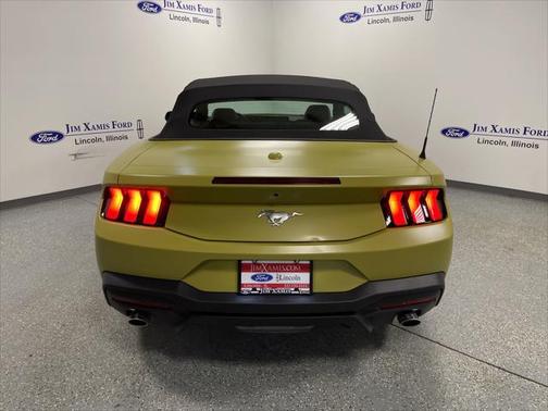 2025 Ford Mustang EcoBoost Premium