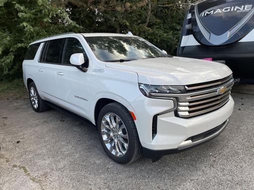 2024 Chevrolet Suburban 4WD High Country