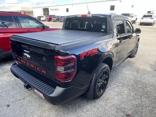 2024 Ford Maverick Lariat