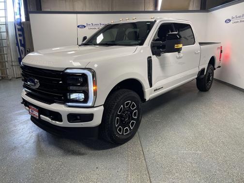 2025 Ford F-250 Platinum