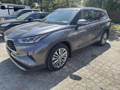 2021 Toyota Highlander Platinum