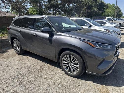 2021 Toyota Highlander Platinum