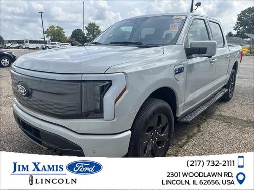 2024 Ford F-150 Lightning LARIAT