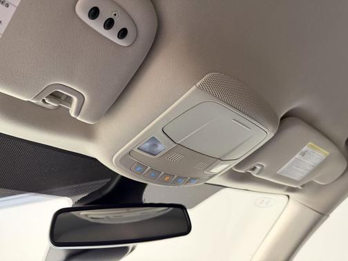 Oxford White 2024 Ford Edge SEL