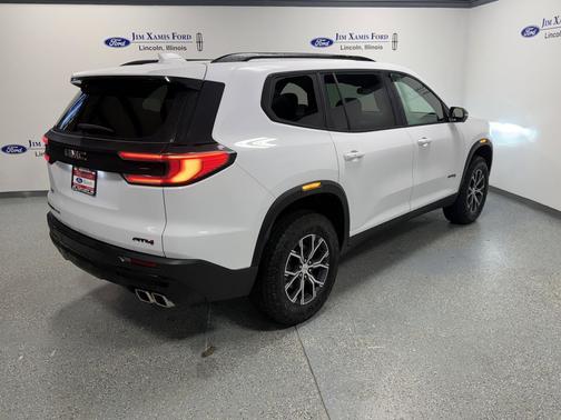 2025 GMC Acadia AT4