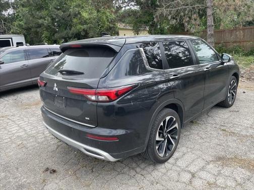 2022 Mitsubishi Outlander SE 2.5 2WD