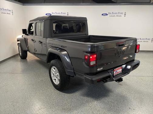 2022 Jeep Gladiator Sport S