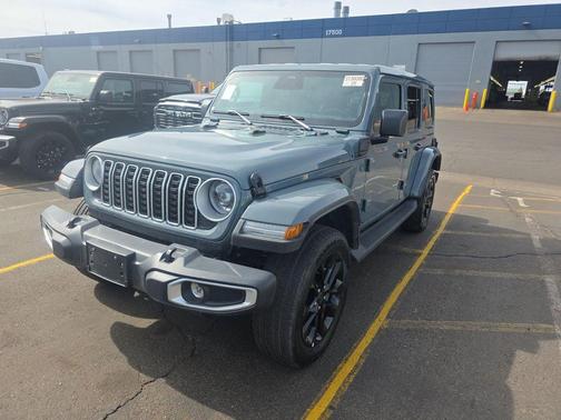 Anvil Clearcoat 2025 Jeep Wrangler 4xe Sahara