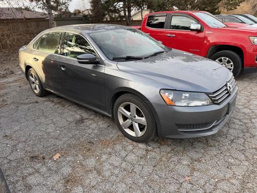 2013 Volkswagen Passat 2.5 SE