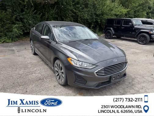 2020 Ford Fusion SE