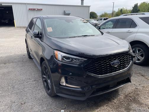 2024 Ford Edge ST