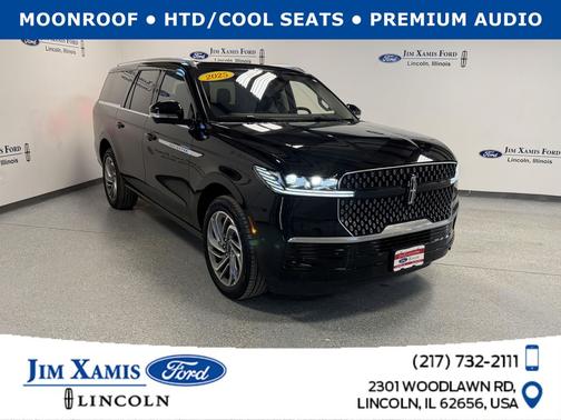 Infinite Black Metallic Clearcoat 2025 Lincoln Navigator Reserve