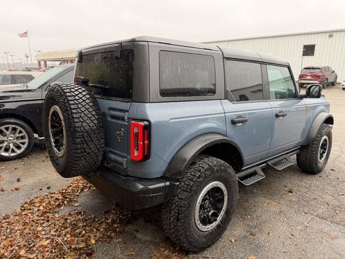 2023 Ford Bronco Badlands