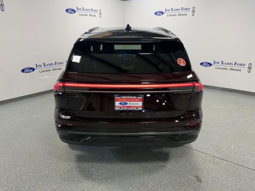 2025 Lincoln Nautilus Reserve