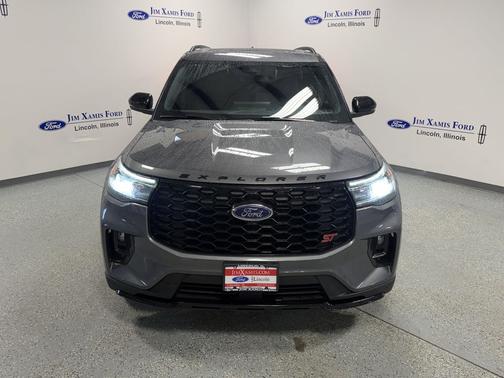 Carbonized Gray Metallic 2025 Ford Explorer ST