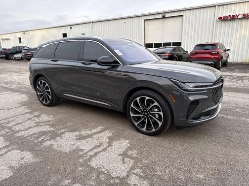 2024 Lincoln Nautilus Black Label