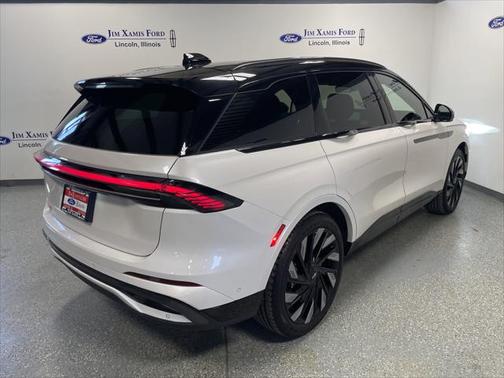 2024 Lincoln Nautilus Reserve