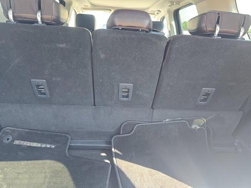 White 2025 Ford Expedition Platinum