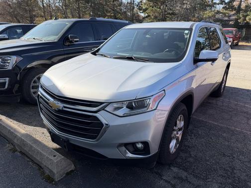 2019 Chevrolet Traverse LT Cloth