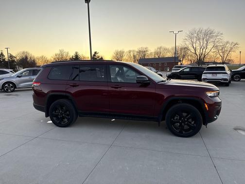2024 Jeep Grand Cherokee L Altitude