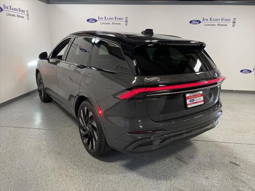 2024 Lincoln Nautilus Black Label
