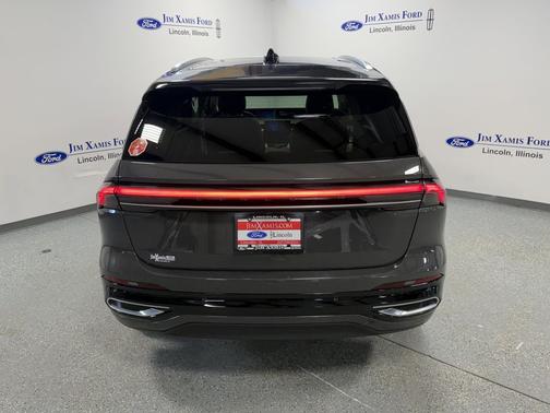 2024 Lincoln Nautilus Black Label