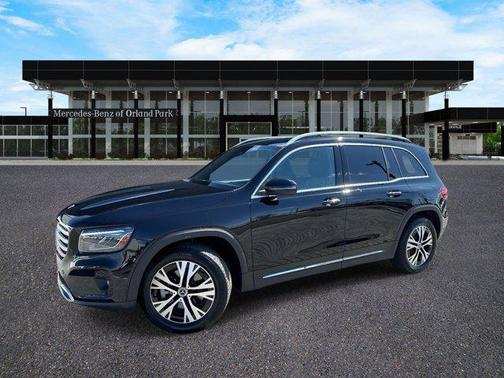 Night Black 2025 Mercedes-Benz GLB 250 4MATIC