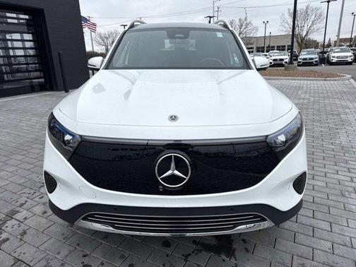 Polar White 2024 Mercedes-Benz EQB 300 4MATIC