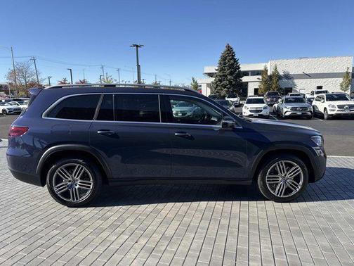 2026 Mercedes-Benz GLS 450 4MATIC