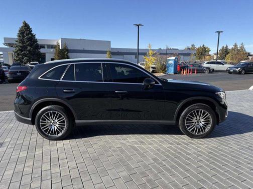 2023 Mercedes-Benz GLC 300 4MATIC