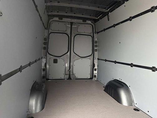 2026 Mercedes-Benz Sprinter 2500 High Roof
