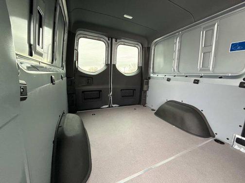 2026 Mercedes-Benz Sprinter 2500 Standard Roof