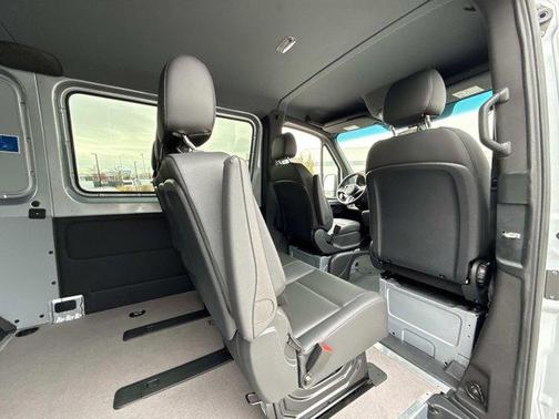 2026 Mercedes-Benz Sprinter 2500 Standard Roof