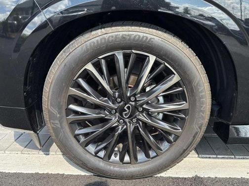 2025 INFINITI QX80 AUTOGRAPH AWD