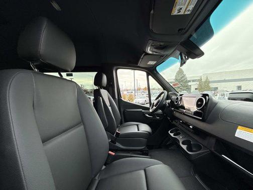 2026 Mercedes-Benz Sprinter 2500 Standard Roof