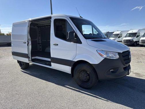 2026 Mercedes-Benz Sprinter 2500 Standard Roof