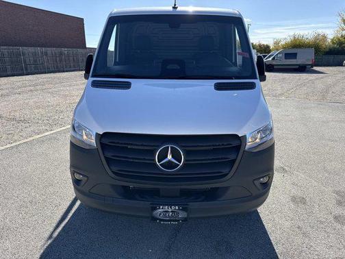 2026 Mercedes-Benz Sprinter 2500 Standard Roof