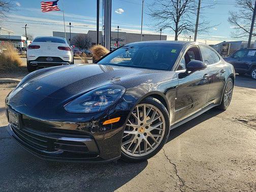 2020 Porsche Panamera 4