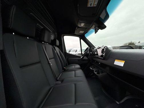 2026 Mercedes-Benz Sprinter 2500 High Roof