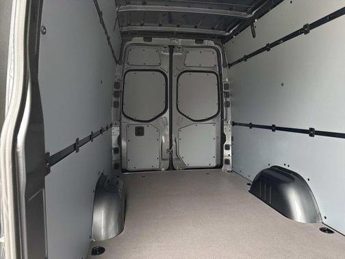 2026 Mercedes-Benz Sprinter 2500 High Roof