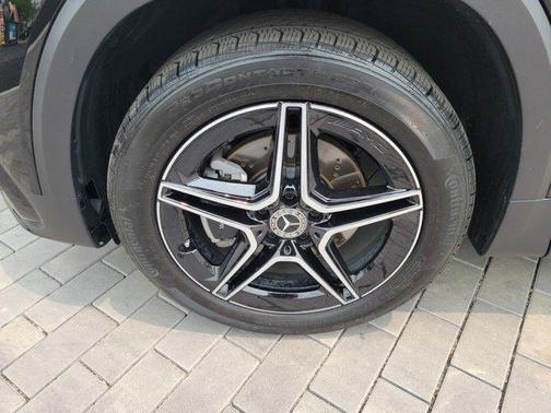 2025 Mercedes-Benz GLB 250 4MATIC