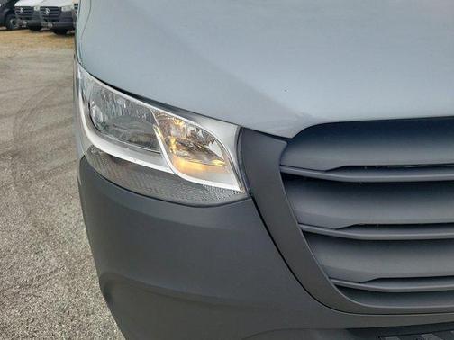 2025 Mercedes-Benz Sprinter 2500 High Roof