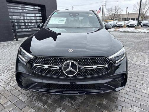 2026 Mercedes-Benz GLC 300 4MATIC