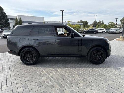 2024 Land Rover Range Rover P400 SE