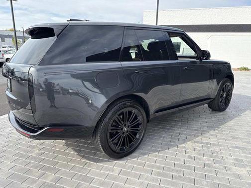 2024 Land Rover Range Rover P400 SE