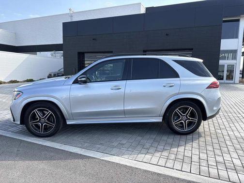 Cirrus Silver Metallic 2025 Mercedes-Benz GLE 580 4MATIC