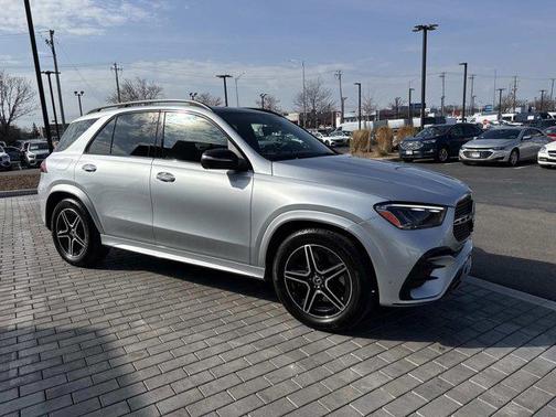 Cirrus Silver Metallic 2025 Mercedes-Benz GLE 580 4MATIC