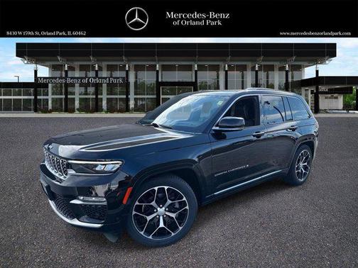 2022 Jeep Grand Cherokee Summit