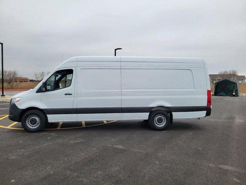 2025 Mercedes-Benz Sprinter 2500 High Roof